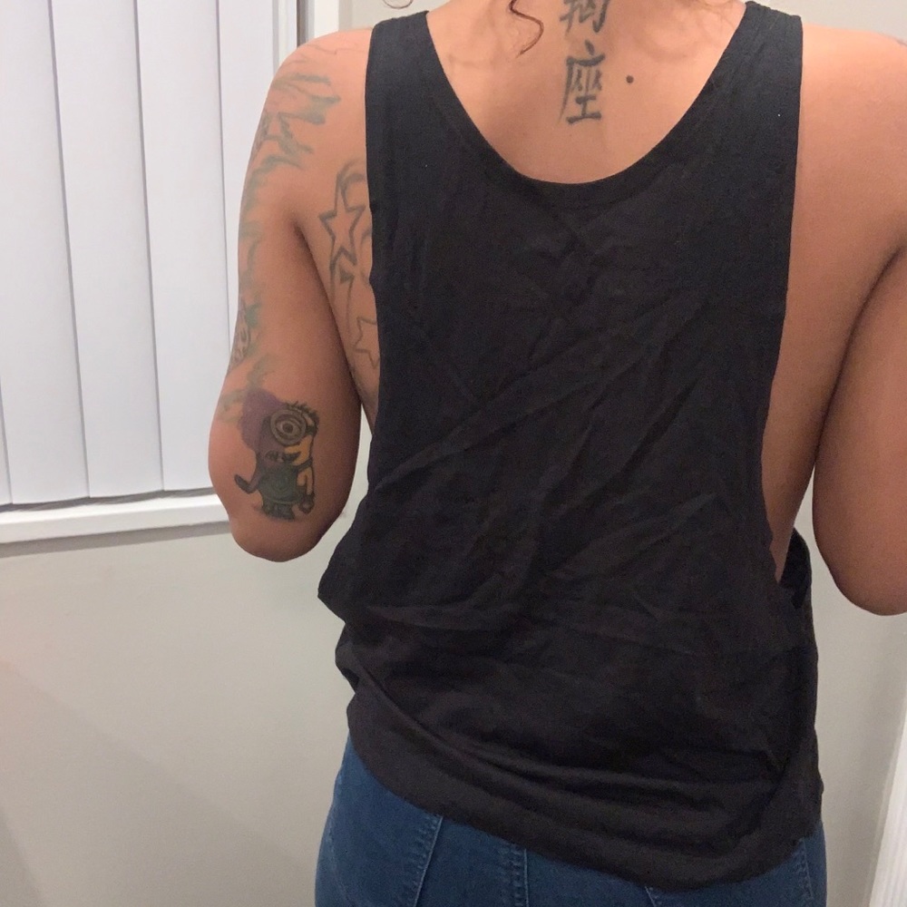 Roll One Tank Top - Picture 4 of 4
